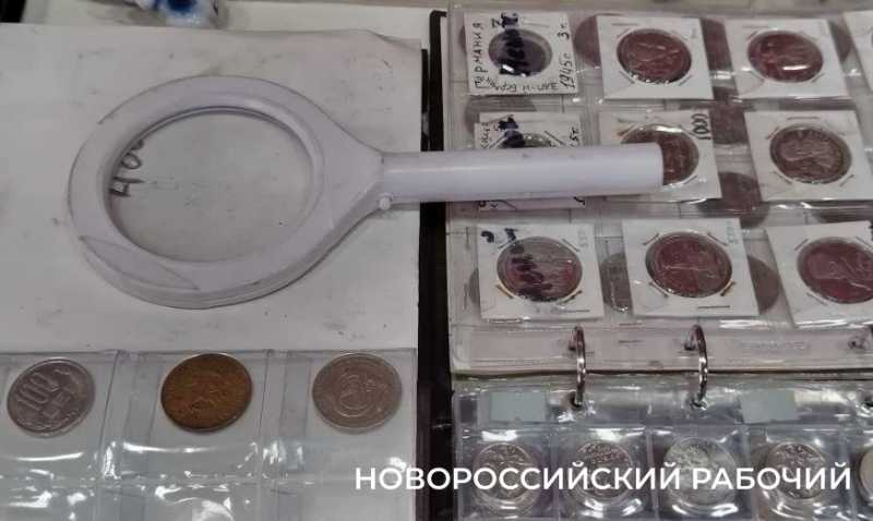 В Новороссийске на «Ярмарке увлечений»продают мелочь из СССР, «Тройной одеколон» и пейзаж КТК