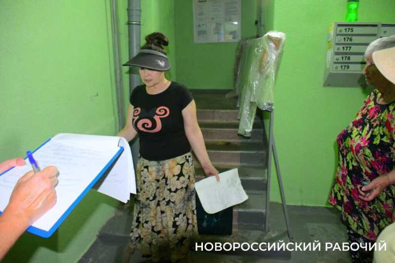 В Новороссийске случился конфликт из-за установки электроподъёмника инвалиду