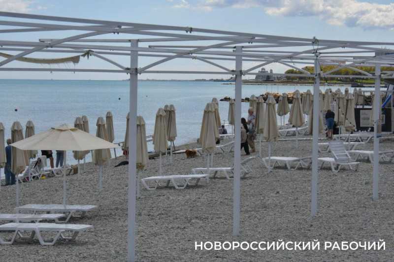 Лето на паузе. В Новороссийске «бархатный сезон» капризничает