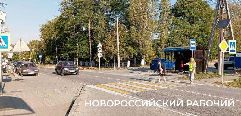 На пути в школу под Новороссийском работает «родительский патруль»