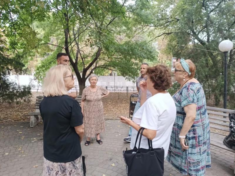 Новороссийцам пообещали: в обновленном &laquo;сквере для философов&raquo; &nbsp;деревья останутся целыми