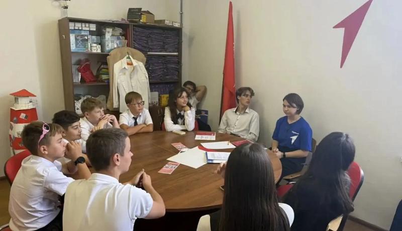 Новороссийские школьники избрали лидеров «Движения Первых»