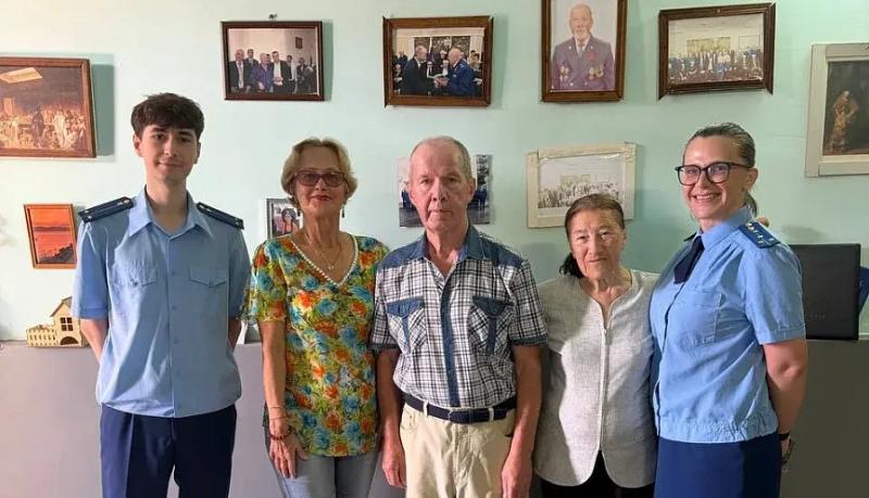 Работники прокуратуры города Новороссийска поздравили ветеранов ведомства  с днем образования прокуратуры Краснодарского края 