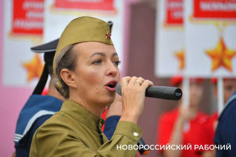 Сегодня Новороссийск отмечает 83-ю годовщину освобождения от фашистов. Фоторепортаж &laquo;НР&raquo;