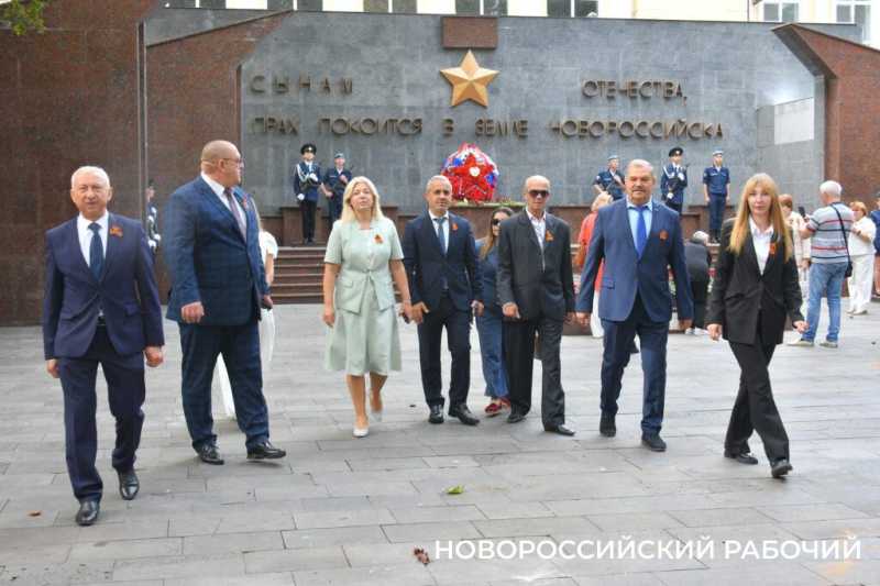 Сегодня Новороссийск отмечает 83-ю годовщину освобождения от фашистов. Фоторепортаж &laquo;НР&raquo;