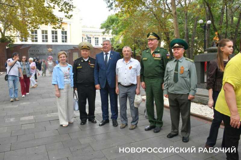 Сегодня Новороссийск отмечает 83-ю годовщину освобождения от фашистов. Фоторепортаж &laquo;НР&raquo;
