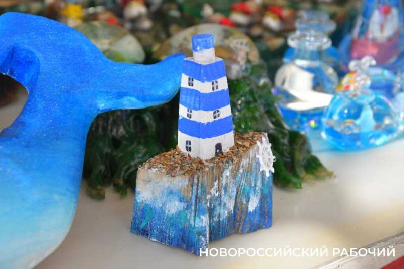 Семья из Новороссийска занялась кораблестроением в&hellip; технике дрифтвуд
