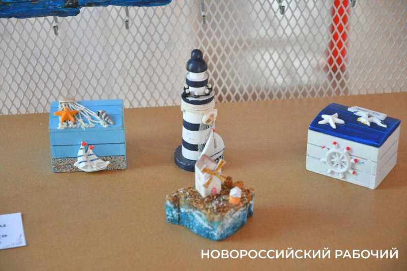 Семья из Новороссийска занялась кораблестроением в&hellip; технике дрифтвуд