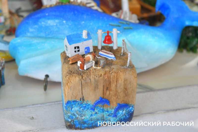Семья из Новороссийска занялась кораблестроением в&hellip; технике дрифтвуд