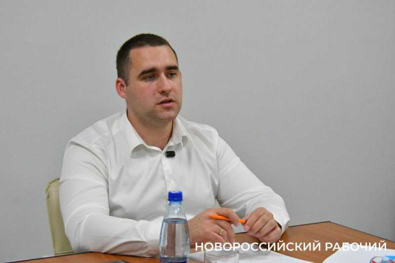 Слесари-сантехники в самой крупной УК Новороссийска получают до 90 тысяч рублей