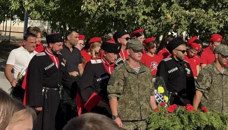 В Натухаевской состоялось торжественное мероприятие в четь 83-й годовщины со Дня освобождения станицы от немецко-фашистских захватчиков