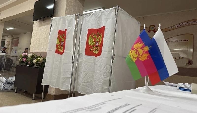 В Новороссийске на избирательных участках приступили к подведению итогов последнего дня голосования на выборах депутатов Госдумы