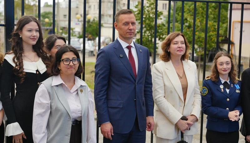 В Новороссийске открылась Молодежная интерактивная доска почета
