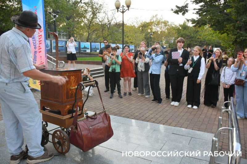 В Новороссийске открылся VIII Международный фестиваль «Театральная гавань»
