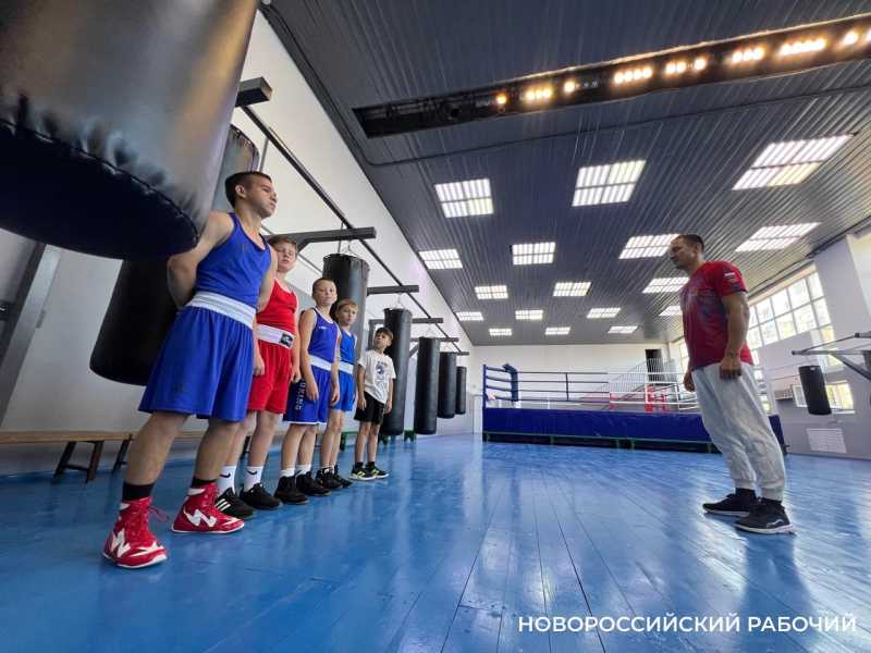 В Новороссийске спортшкола &laquo;Олимпиец&raquo; получила олимпийский ринг