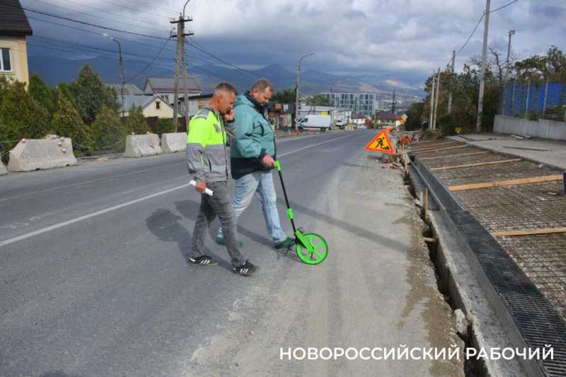 В Новороссийске заканчиваются работы на дороге на Абрау-Дюрсо