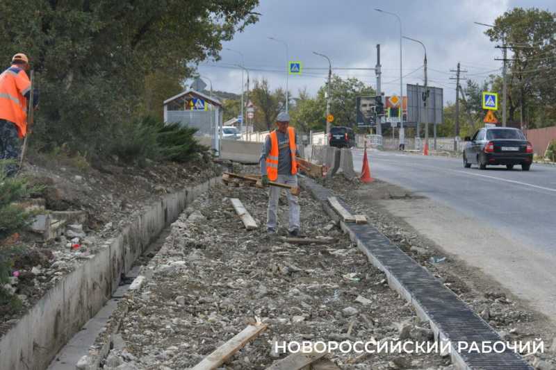 В Новороссийске заканчиваются работы на дороге на Абрау-Дюрсо