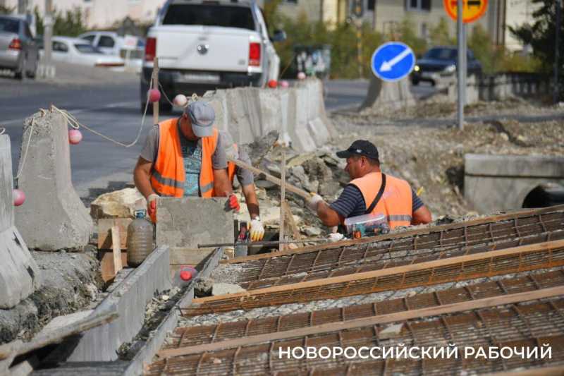 В Новороссийске заканчиваются работы на дороге на Абрау-Дюрсо