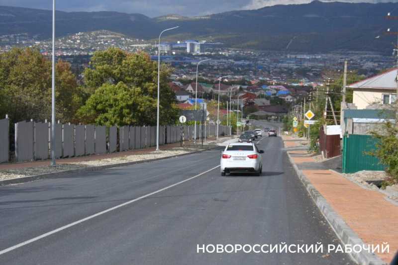 В Новороссийске заканчиваются работы на дороге на Абрау-Дюрсо