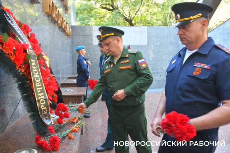&laquo;Теперь ищем фотографию&raquo;. Подробности от поисковиков, нашедших потомков героя-новороссийца