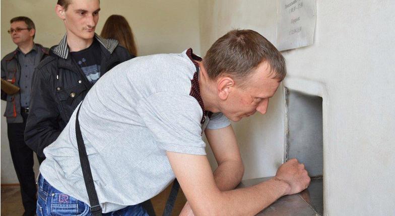"12 000 в месяц": новороссиец показал свой квиток по зарплате