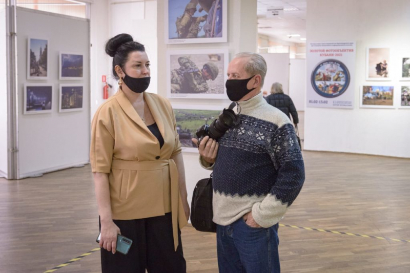 Фотокорреспондент «Новороссийского рабочего» стала лауреатом конкурса «Золотой фотообъектив Кубани-2021» за серию работ «Славянское братство»