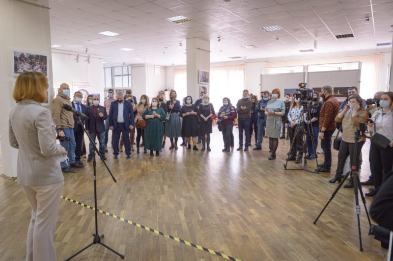 Фотокорреспондент «Новороссийского рабочего» стала лауреатом конкурса «Золотой фотообъектив Кубани-2021» за серию работ «Славянское братство»