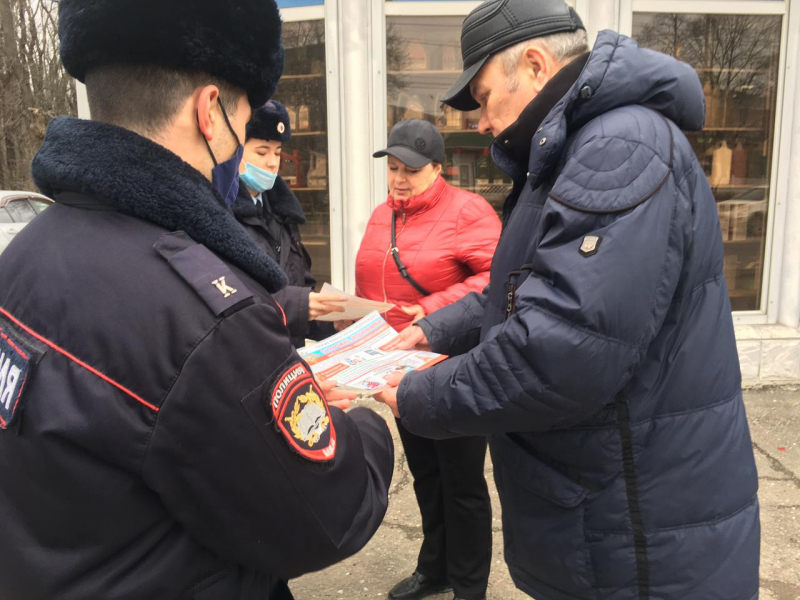 Новороссийские полицейские привлекают к профилактической работе с населением курсантов филиала Краснодарского Университета МВД России
