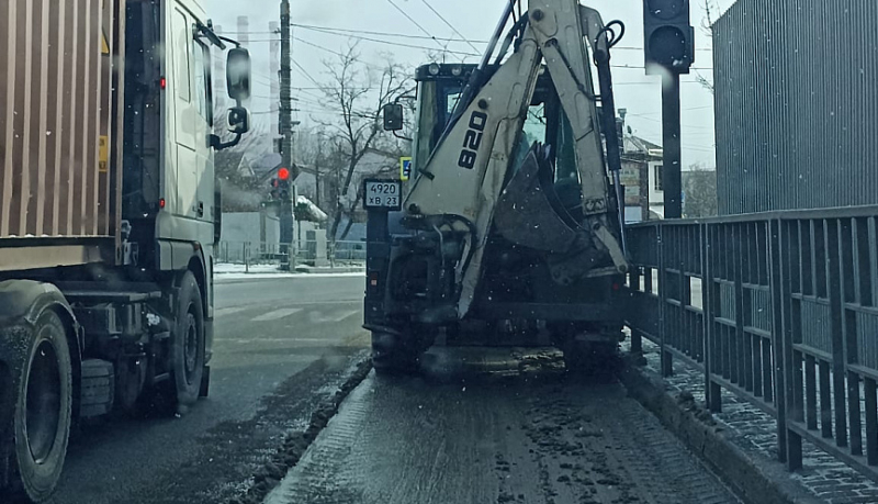 Погодные условия требуют особого внимания к состоянию дорог и тротуаров