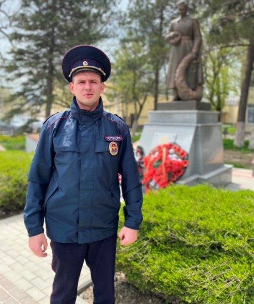 Полицейские  и общественники Новороссийска подготовили видеооткрытку с Днем Победы