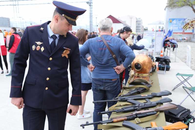 Полицейские и общественники Новороссийска приняли участие во Всероссийском патриотическом проекте «Поезд Победы»