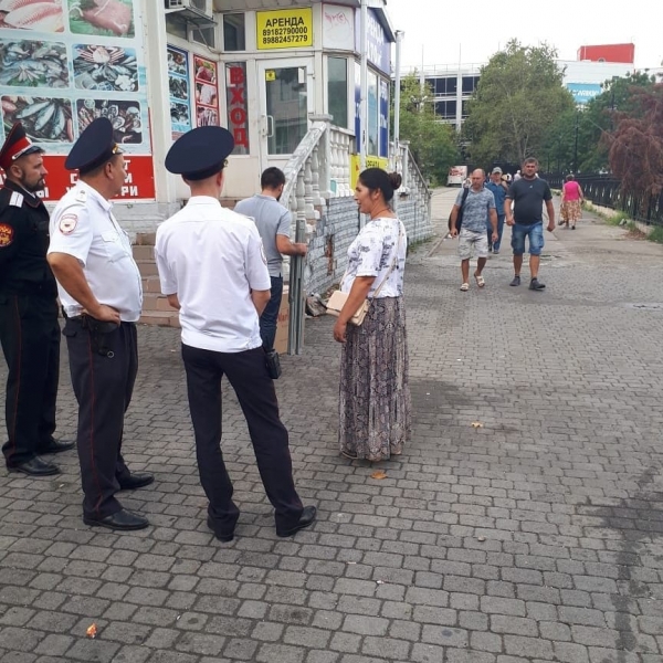 У цыган, торгующих в центре города, продолжают изымать товар. Сигареты подорожают?