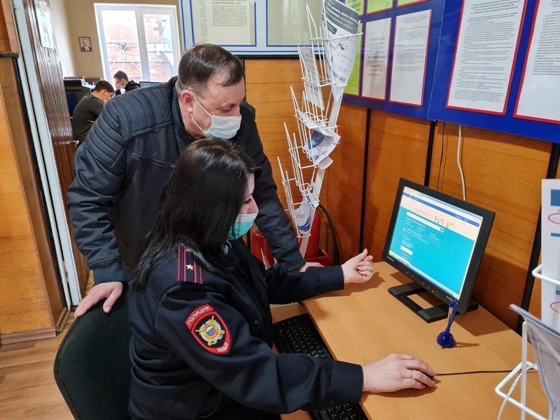 В Белоглинском районе общественники проверили качество оказания госуслуг населению по линии миграции