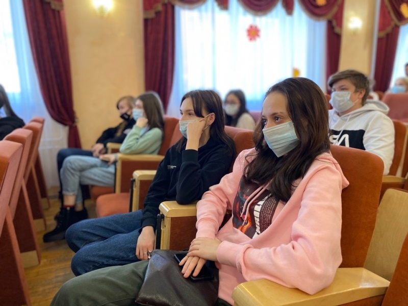 В Геленджике сотрудники полиции и общественники провели профилактическое мероприятие по противодействию экстремизма 