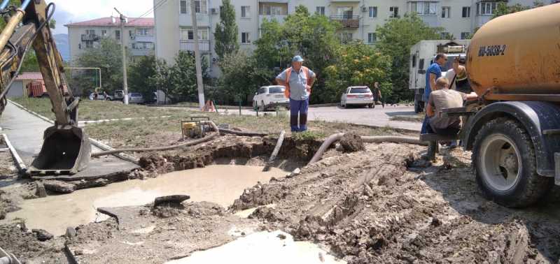 В каких домах Новороссийска не будет воды. За работу спасибо СССР?
