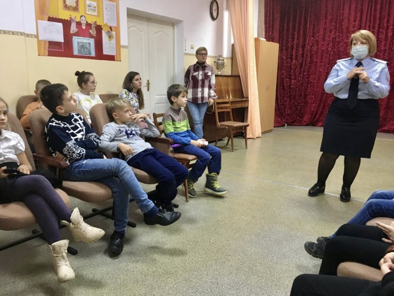 В Краснодарском крае полицейские и общественники провели мероприятия в честь Дня Конституции
