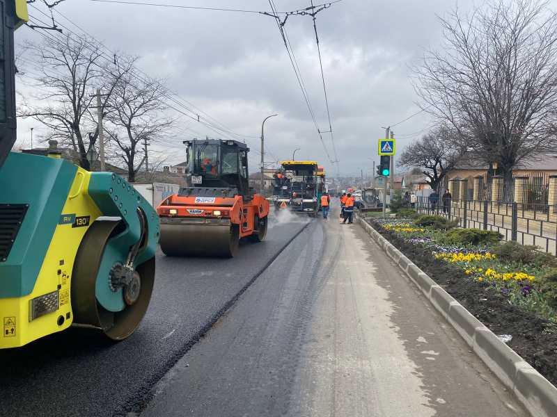 В Новороссийске отремонтировали еще три километра дорог