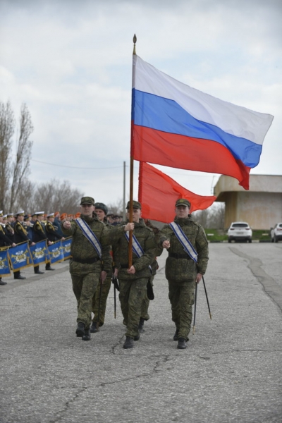 В Новороссийске прошла первая репетиция парада Победы
